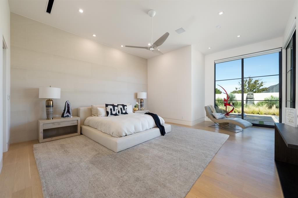 5820 Promenade Square Property Photo 17