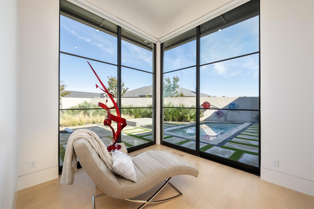 5820 Promenade Square Property Photo 18