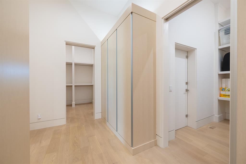 5820 Promenade Square Property Photo 26