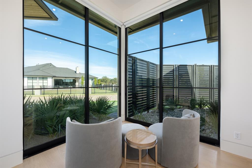 5820 Promenade Square Property Photo 33