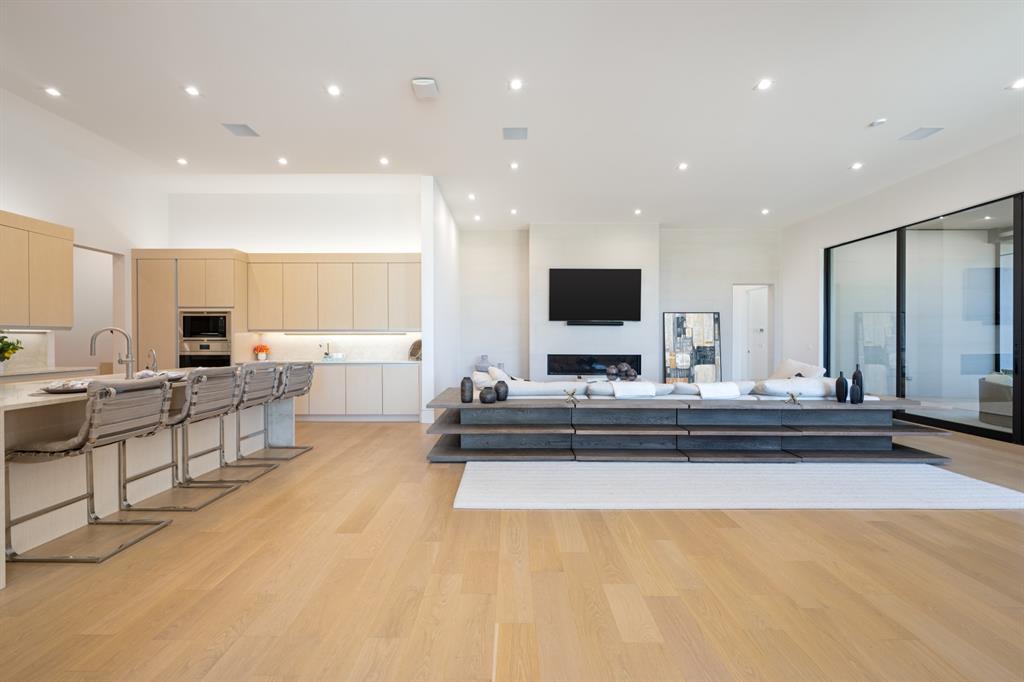 5820 Promenade Square Property Photo 38