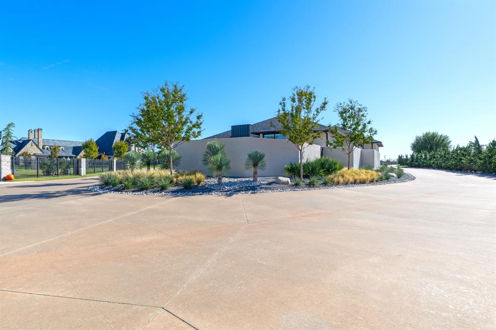 5820 Promenade Square Property Photo 45