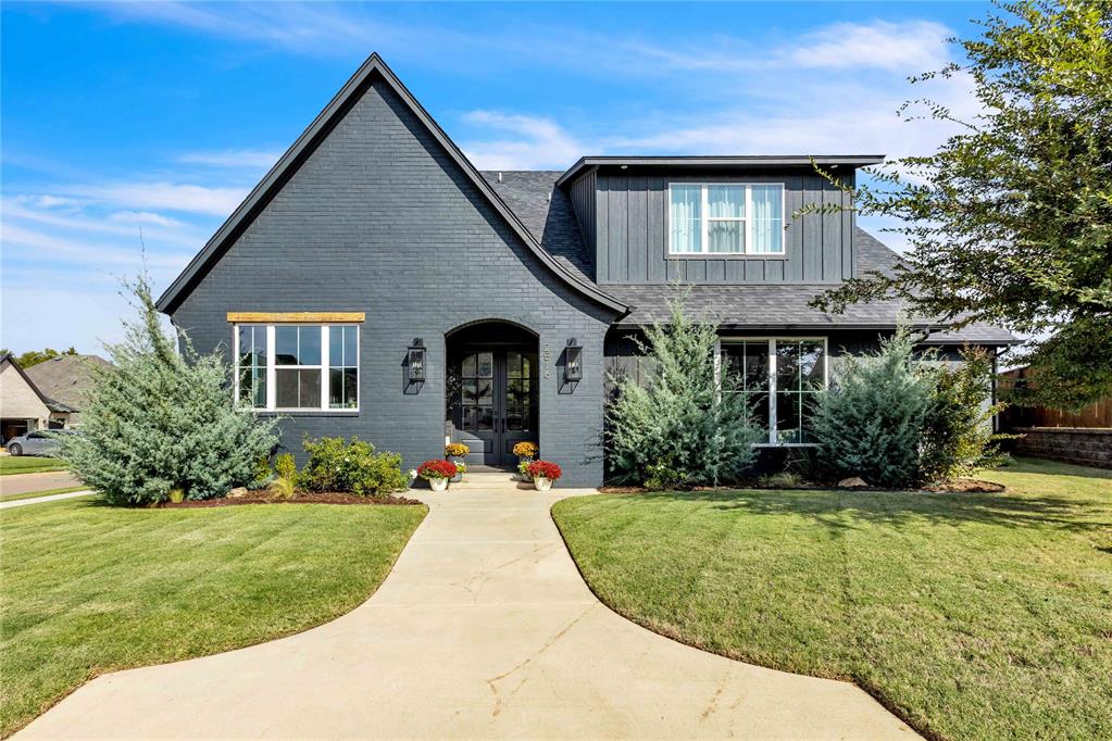 2516 Amante Court Property Photo 1