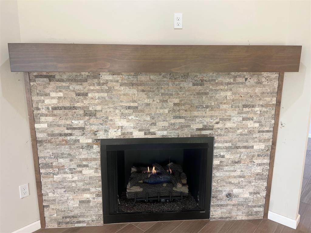 1013 Se 16th Terrace Property Photo 3