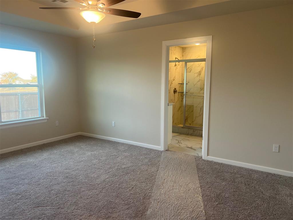 1013 Se 16th Terrace Property Photo 5