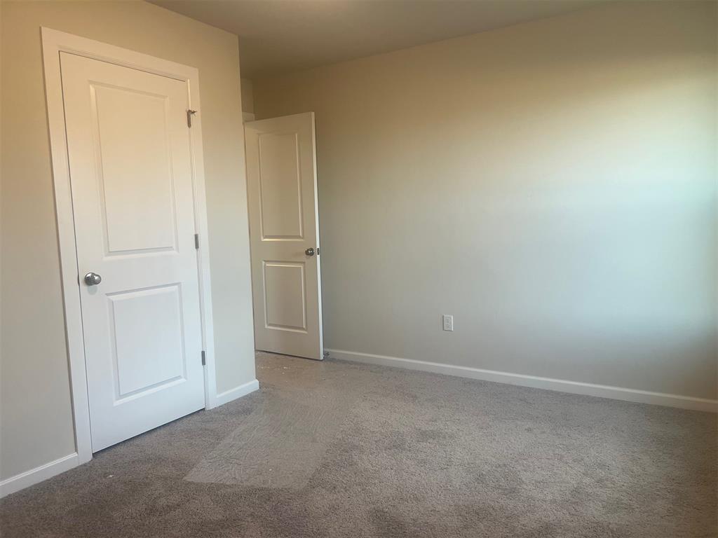 1013 Se 16th Terrace Property Photo 11