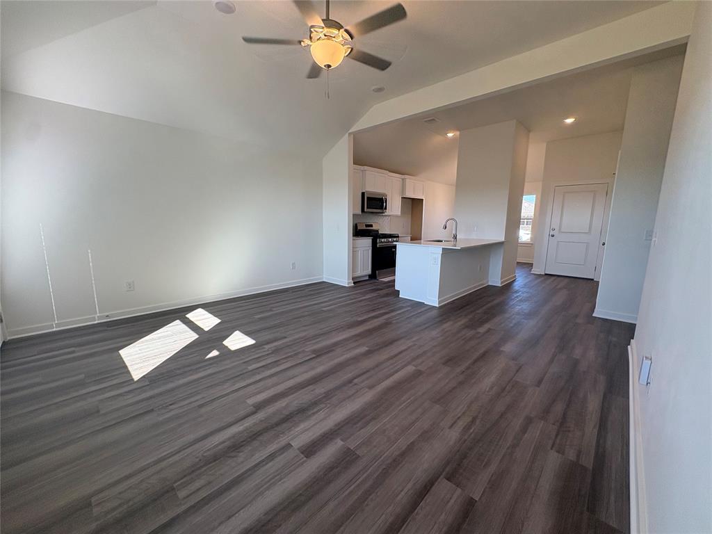 9013 Blackfork Lane Property Photo 2