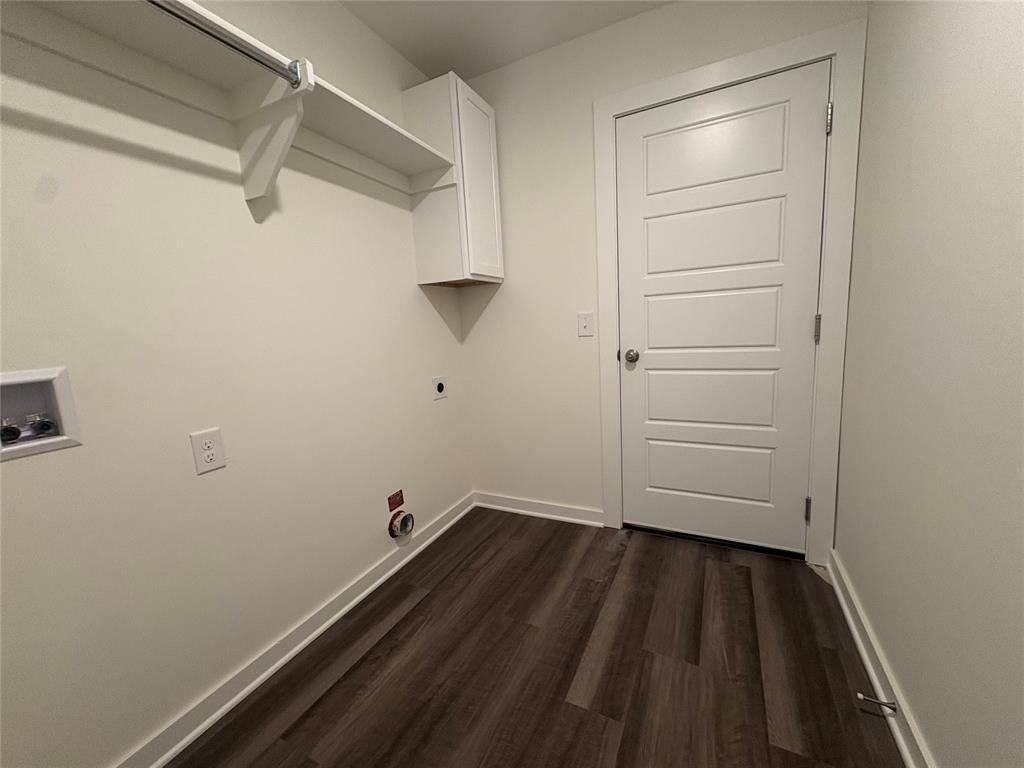 9013 Blackfork Lane Property Photo 8