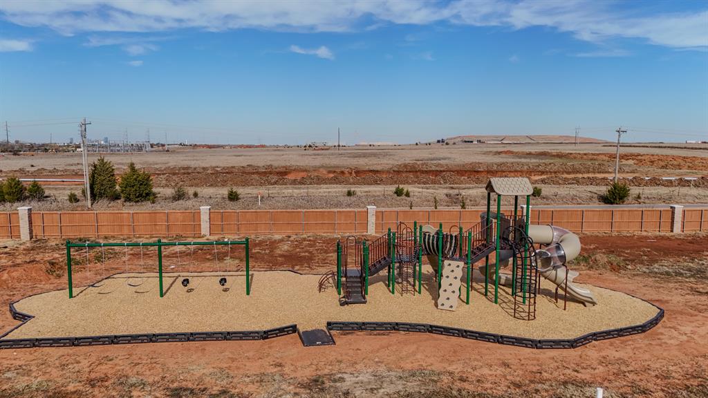 9013 Blackfork Lane Property Photo 15