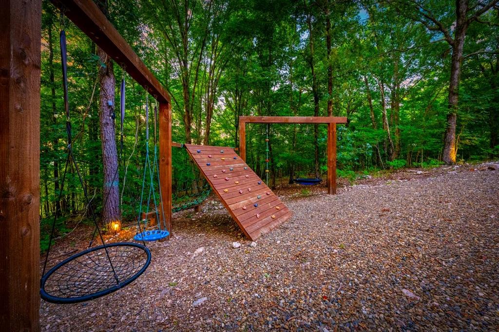 45 Pecan Trace Trail Property Photo 48