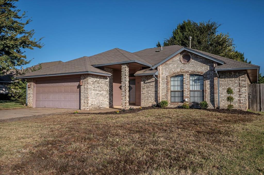 7921 Nw 81st Street Property Photo 2