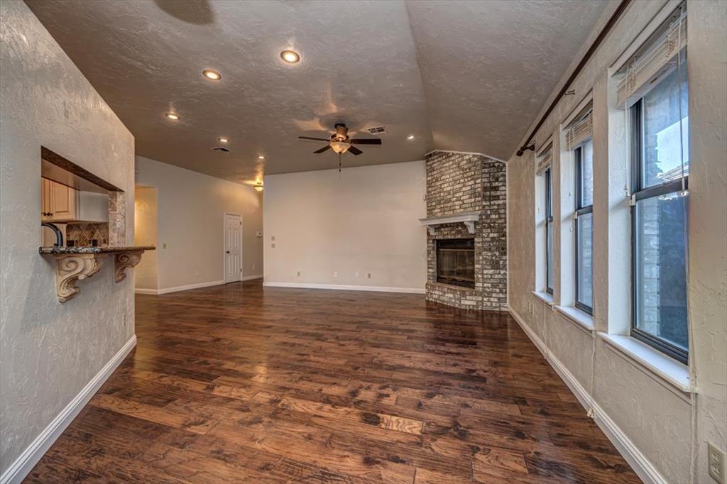 7921 Nw 81st Street Property Photo 9