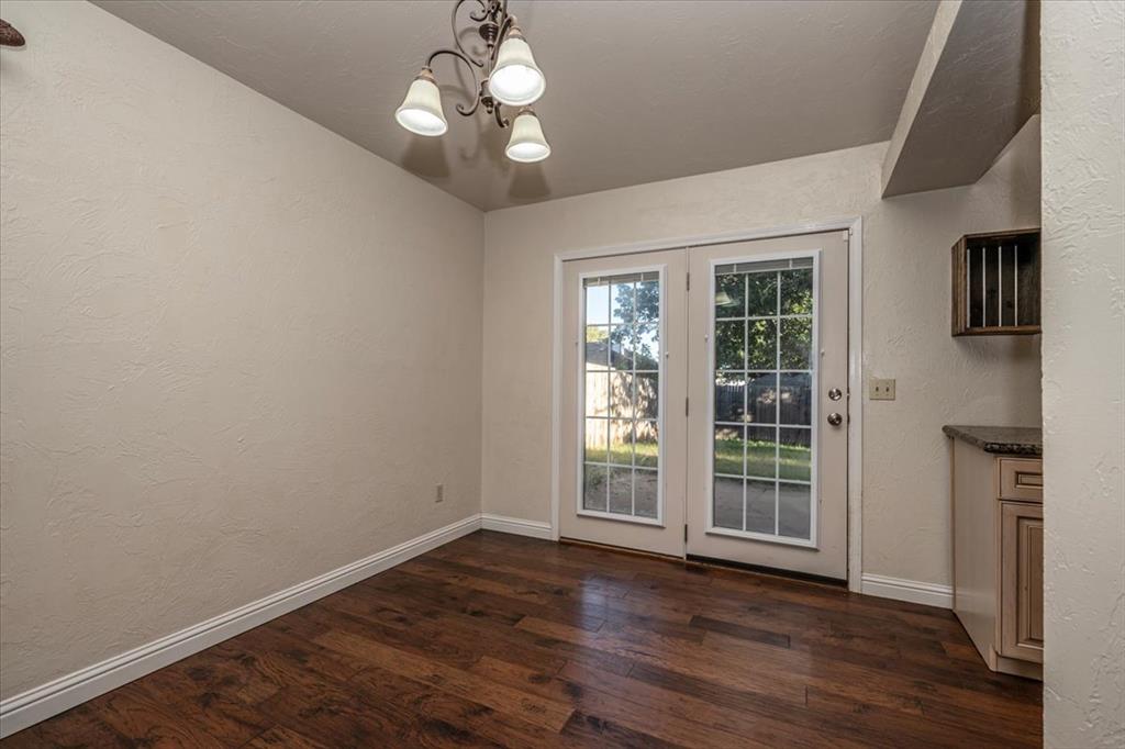 7921 Nw 81st Street Property Photo 10