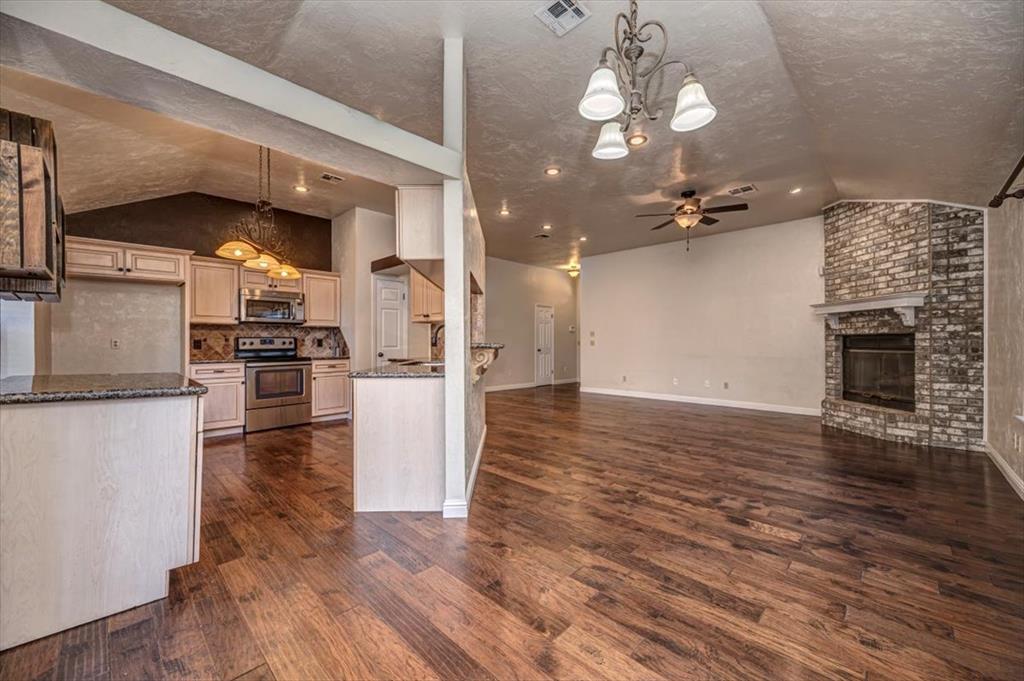 7921 Nw 81st Street Property Photo 11