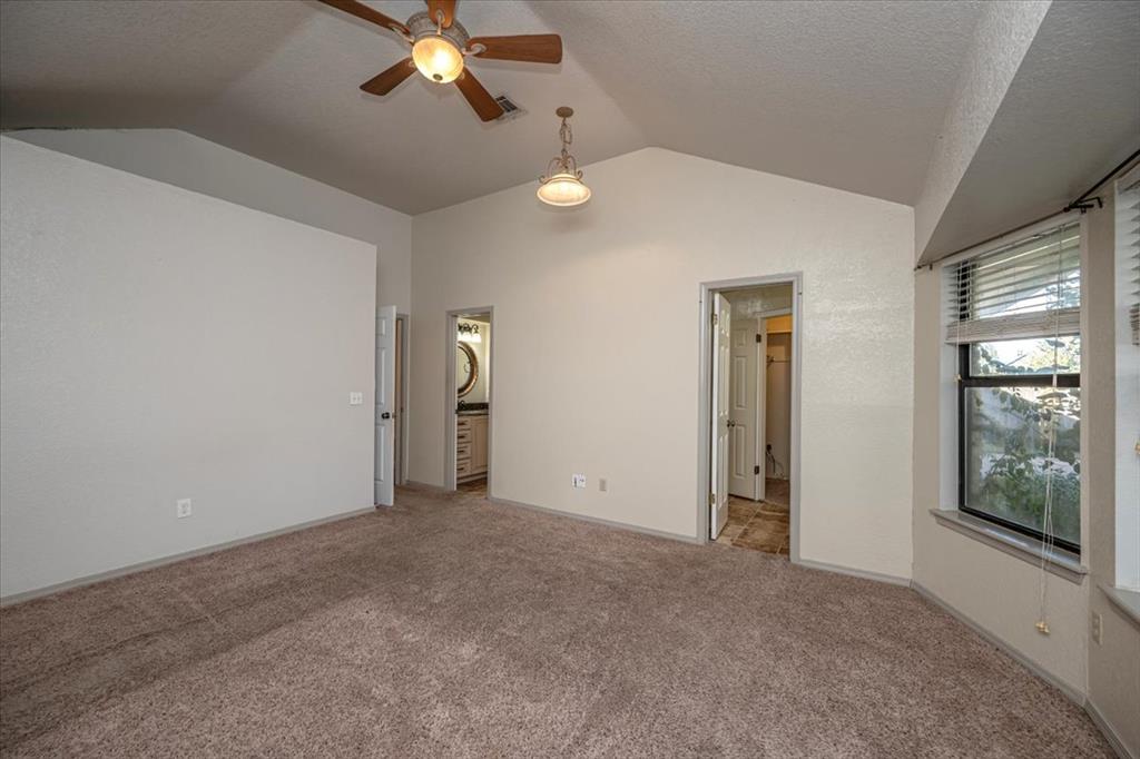 7921 Nw 81st Street Property Photo 20