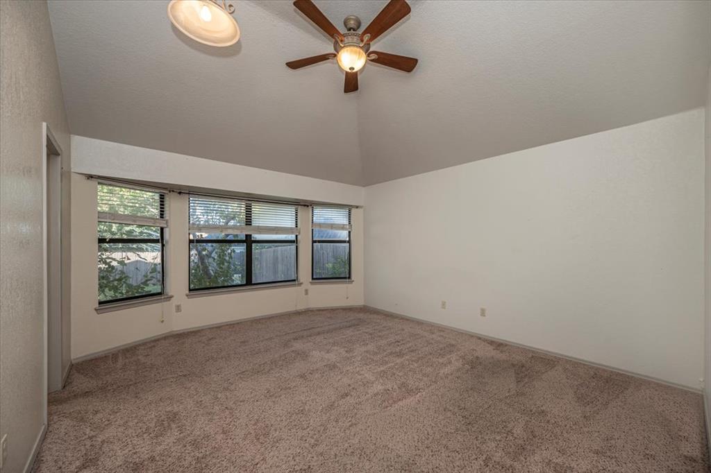 7921 Nw 81st Street Property Photo 21