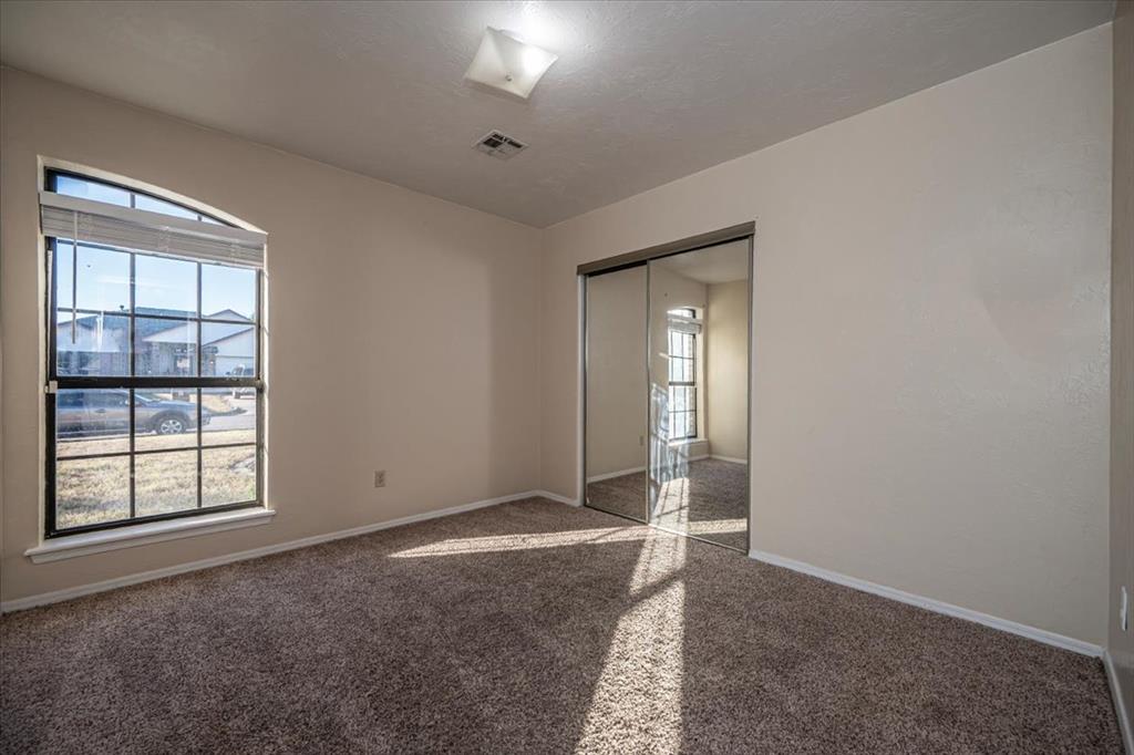 7921 Nw 81st Street Property Photo 30