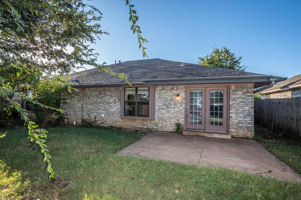 7921 Nw 81st Street Property Photo 35