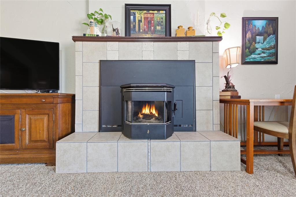 9000 Dena Lane Property Photo 6