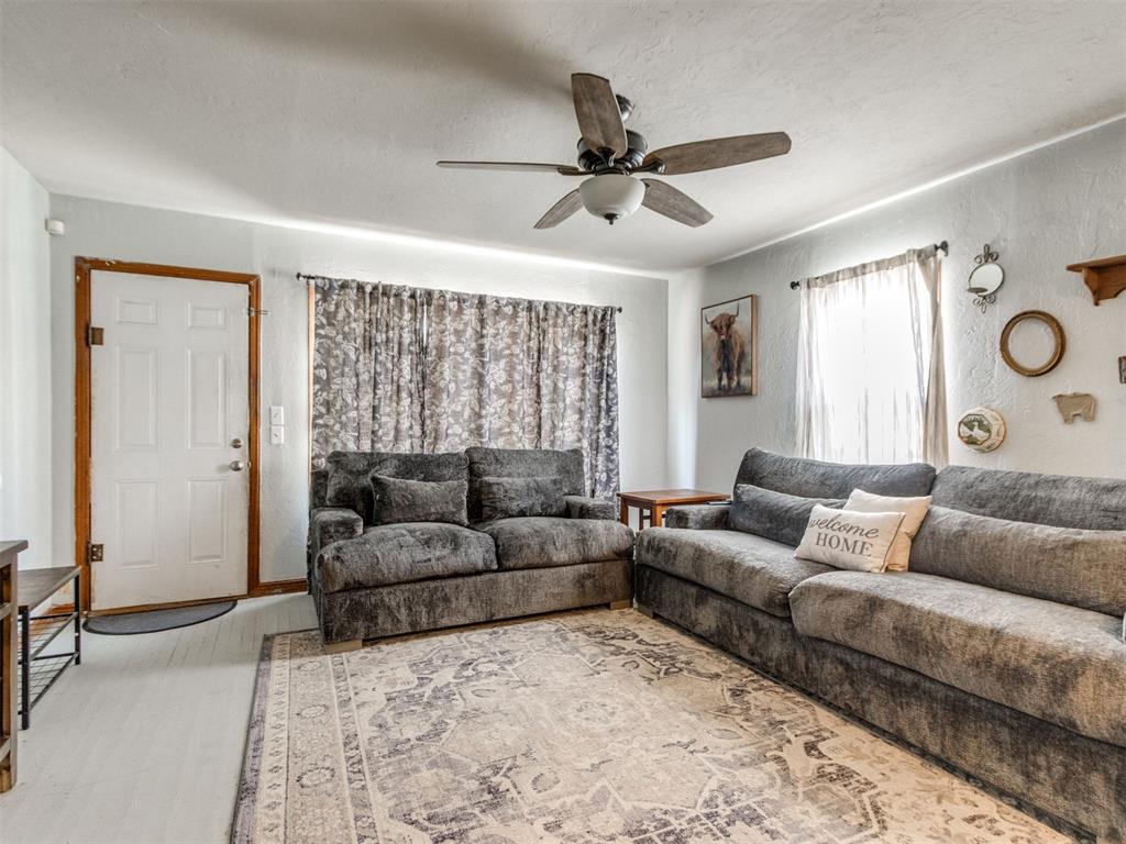 1724 N Dobbs Road Property Photo 28