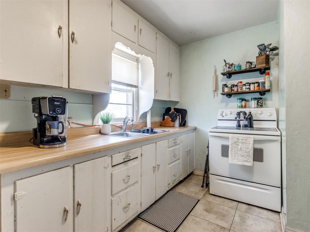 1724 N Dobbs Road Property Photo 35