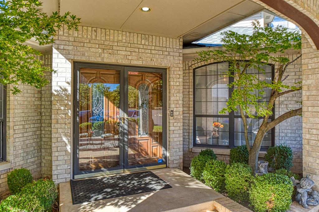 3617 Hampton Court Property Photo 3