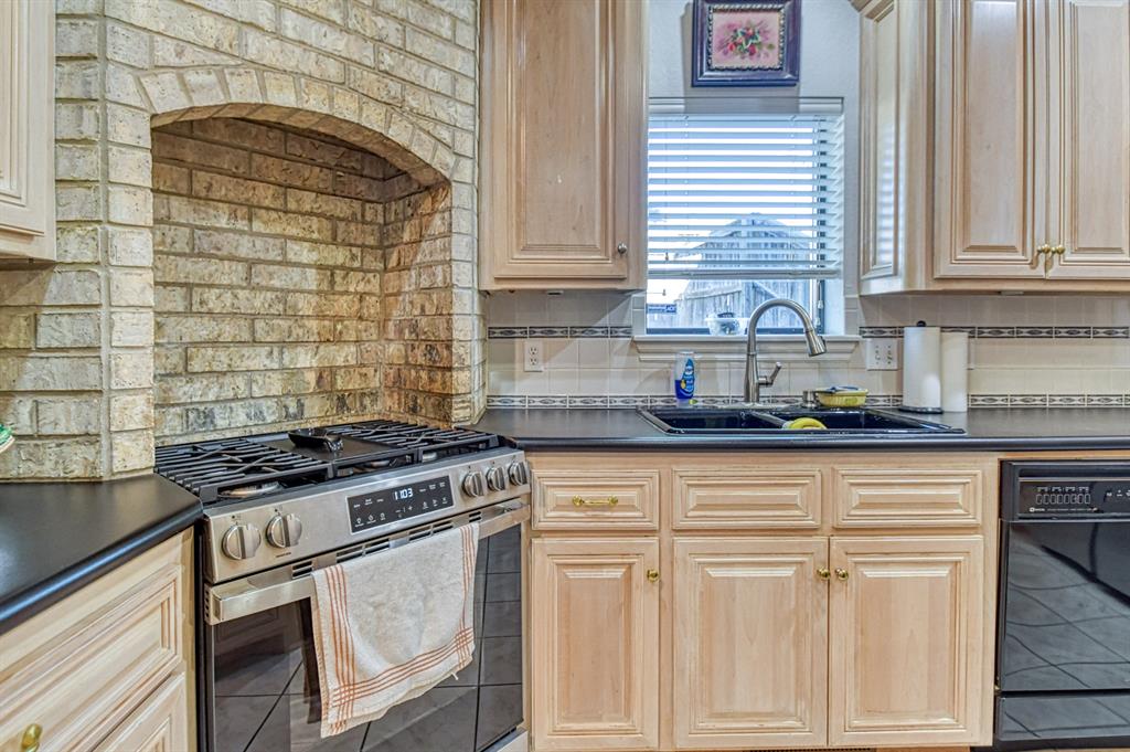 3617 Hampton Court Property Photo 15