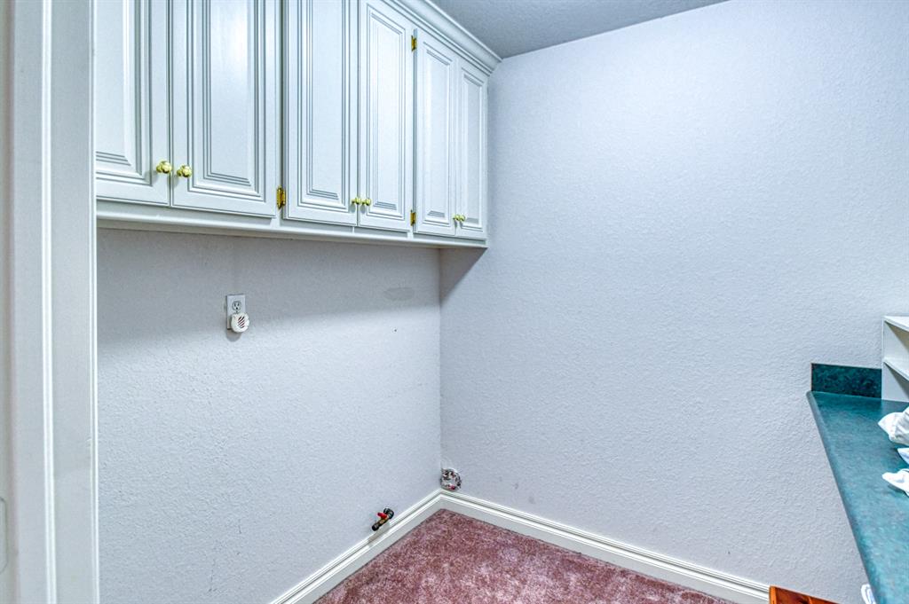 3617 Hampton Court Property Photo 36