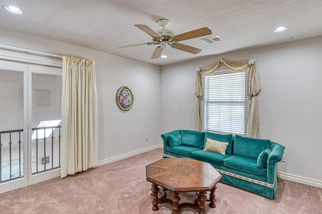 3617 Hampton Court Property Photo 44