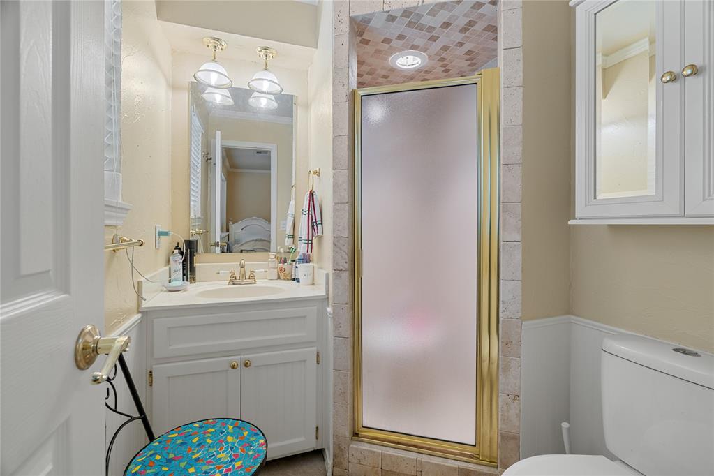 1712 Wood Hollow Court Property Photo 19