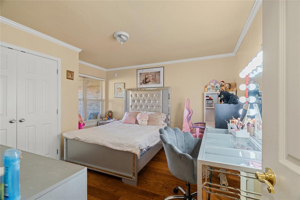 1712 Wood Hollow Court Property Photo 20