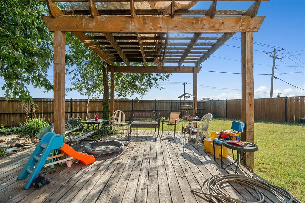 1712 Wood Hollow Court Property Photo 23