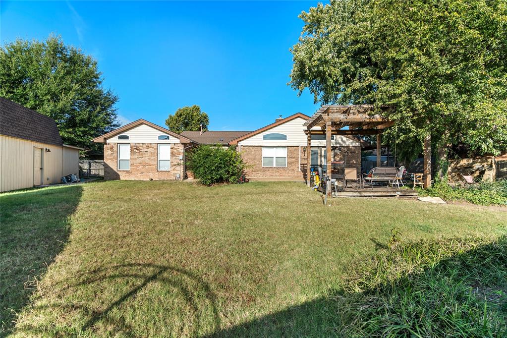 1712 Wood Hollow Court Property Photo 25