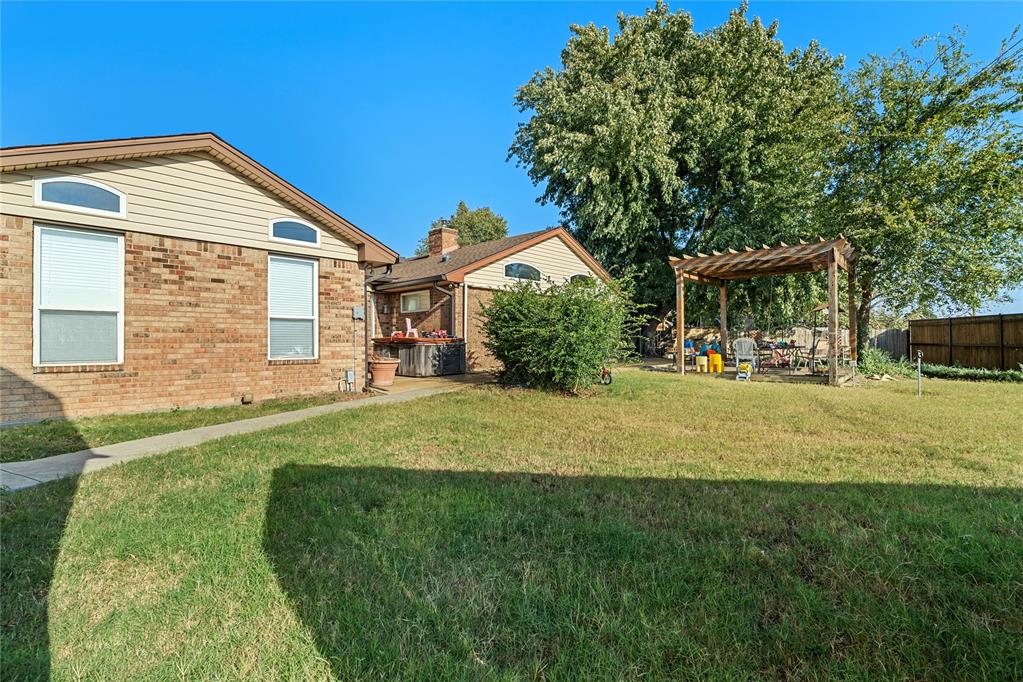 1712 Wood Hollow Court Property Photo 26