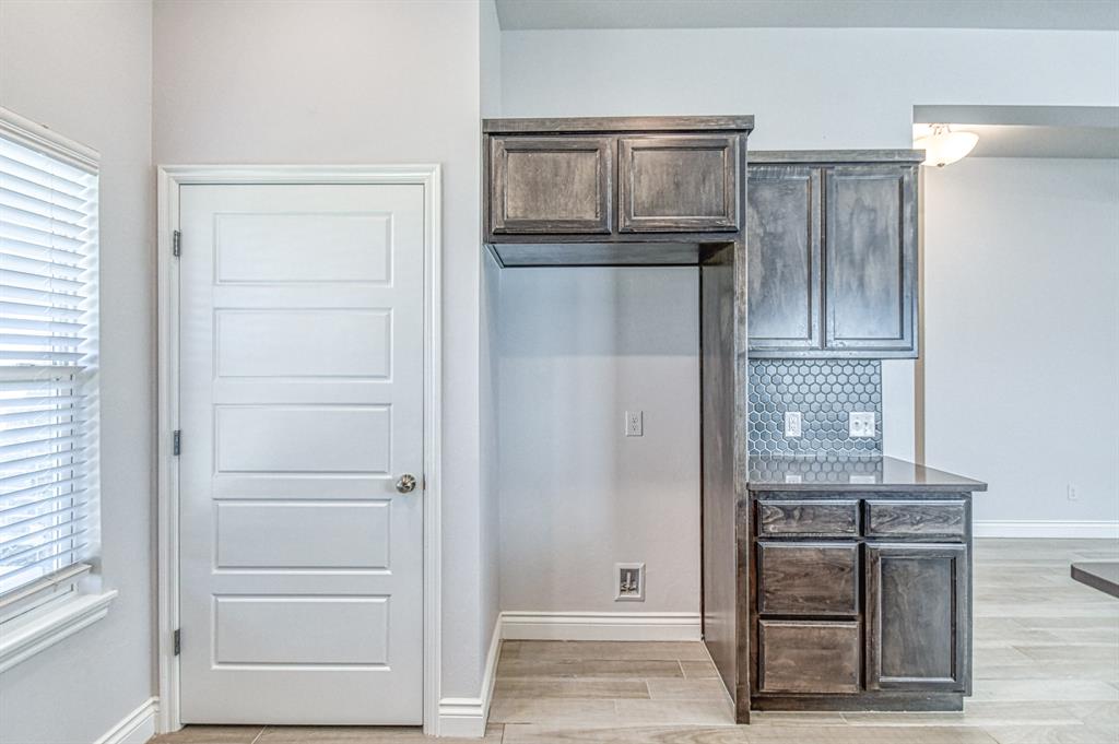 13412 Grass Plain Avenue Property Photo 15