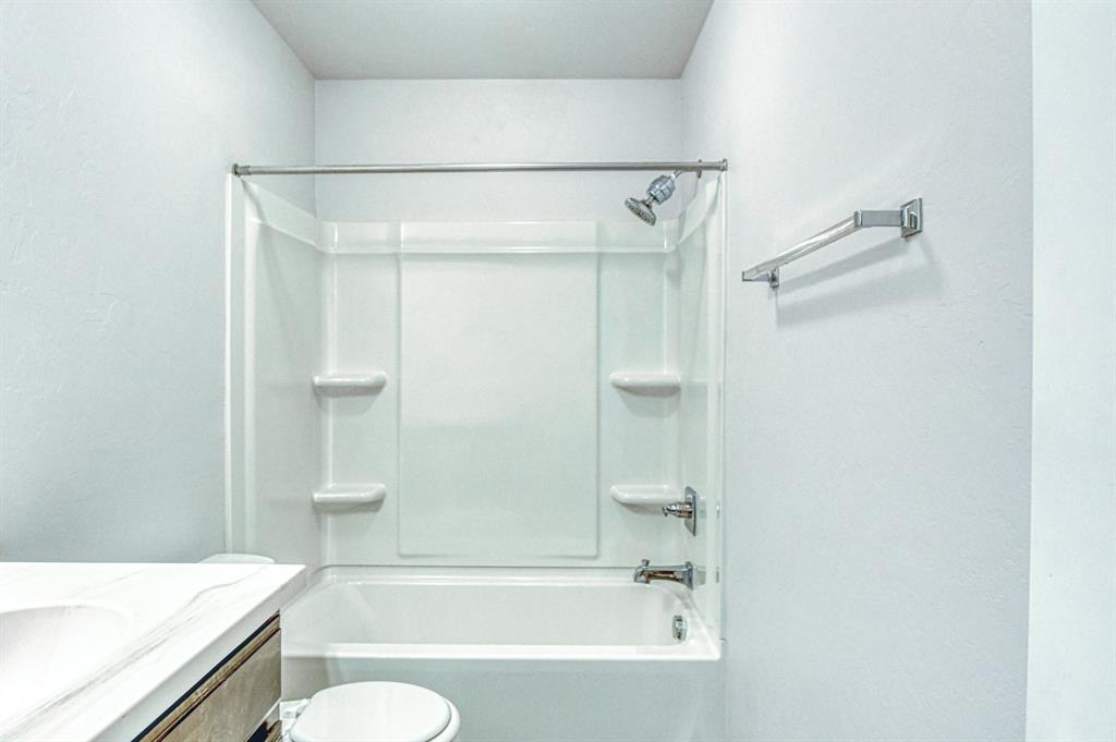 13412 Grass Plain Avenue Property Photo 28