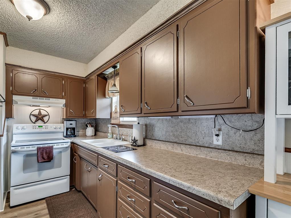 877 Nw 14th Street Property Photo 8