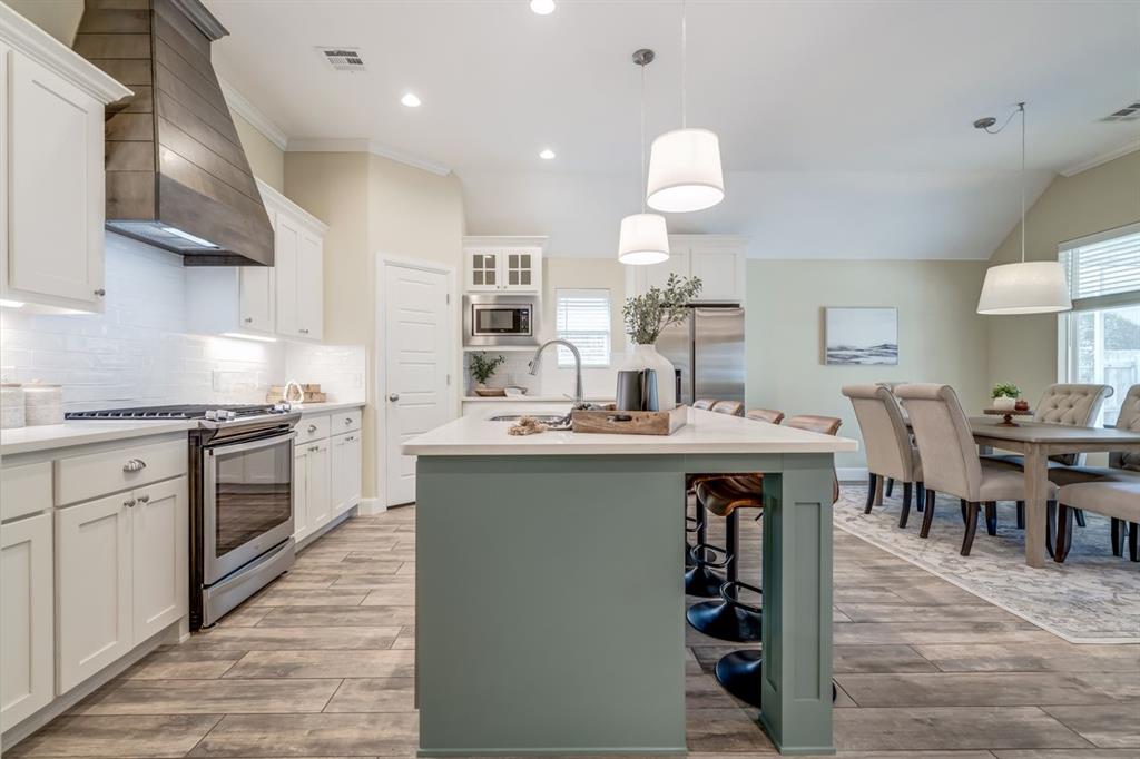 621 Nw 188th Street Property Photo 2