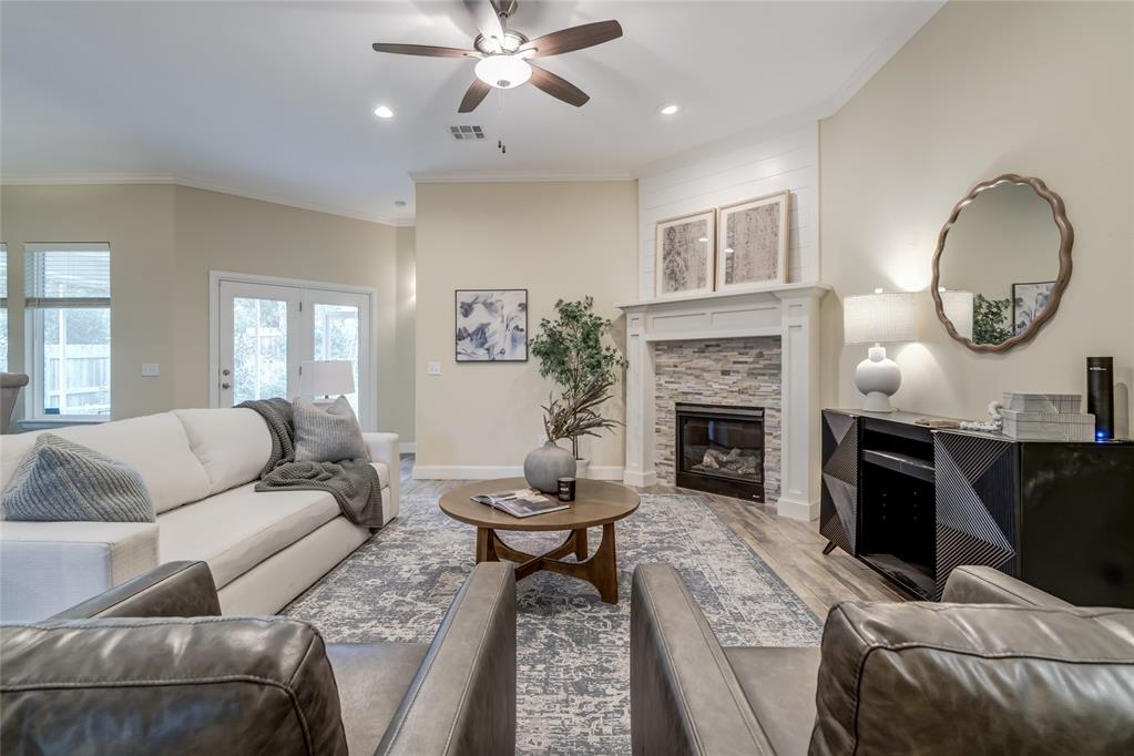 621 Nw 188th Street Property Photo 3