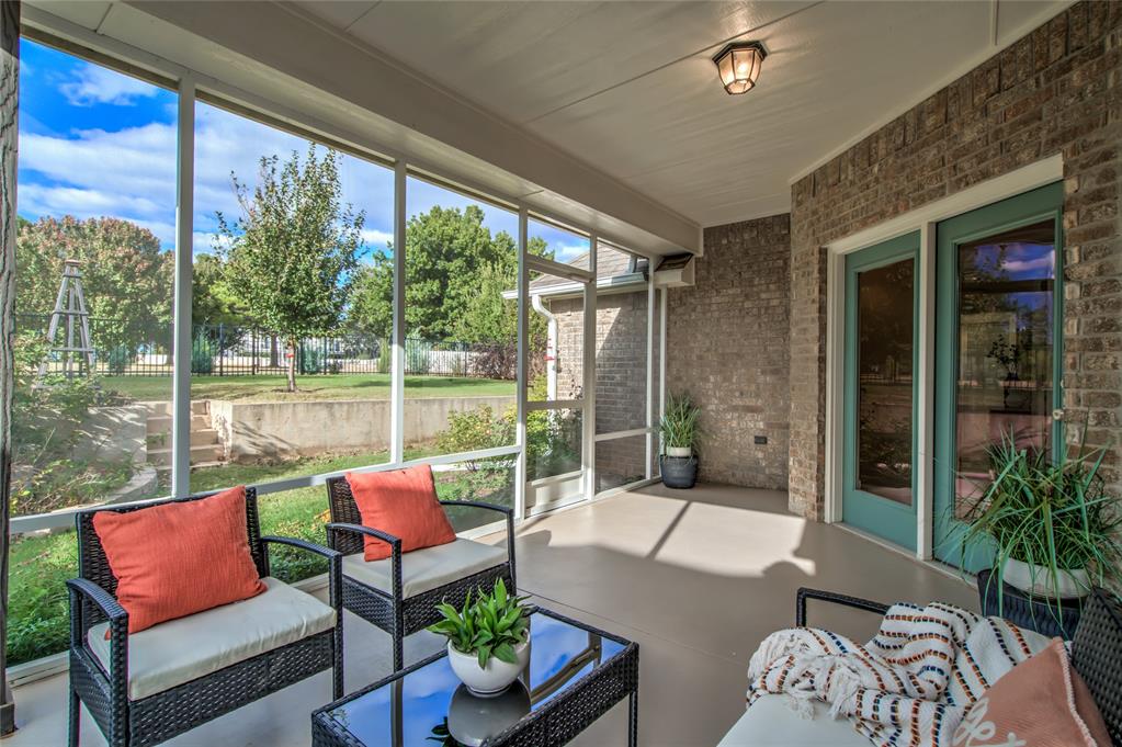 621 Nw 188th Street Property Photo 5