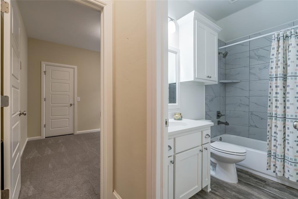 621 Nw 188th Street Property Photo 32