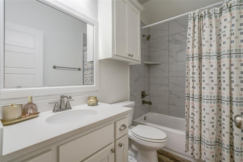 621 Nw 188th Street Property Photo 35