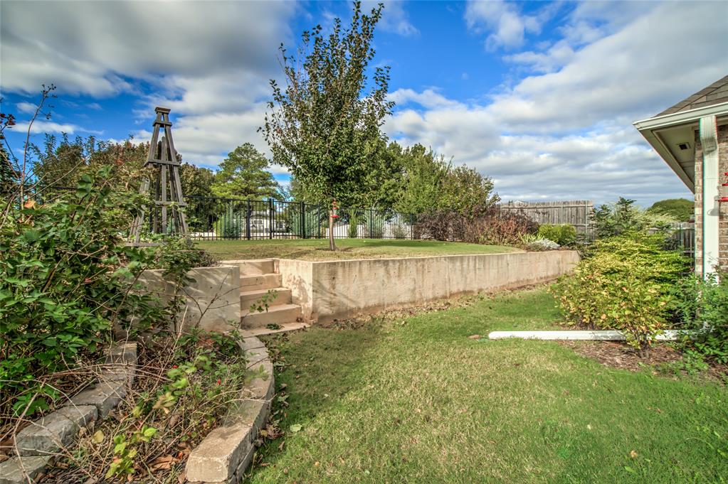 621 Nw 188th Street Property Photo 43