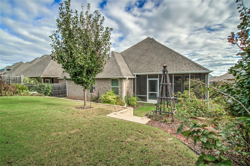 621 Nw 188th Street Property Photo 45