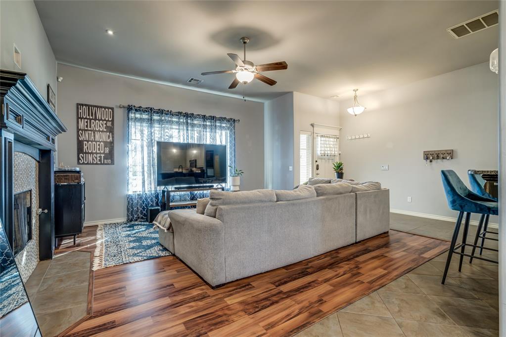 3413 Nw 163rd Street Property Photo 3