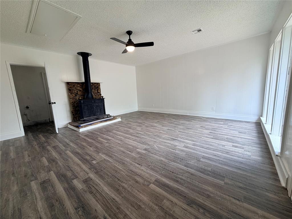 5313 Brookdale Drive Property Photo 2