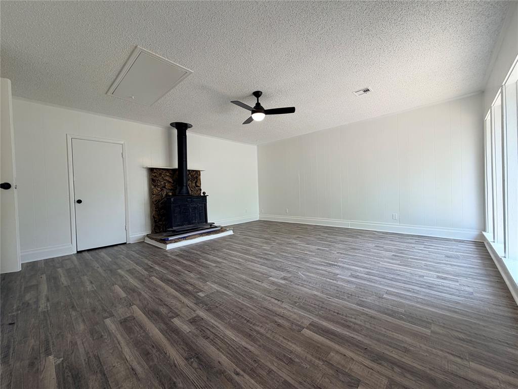 5313 Brookdale Drive Property Photo 6