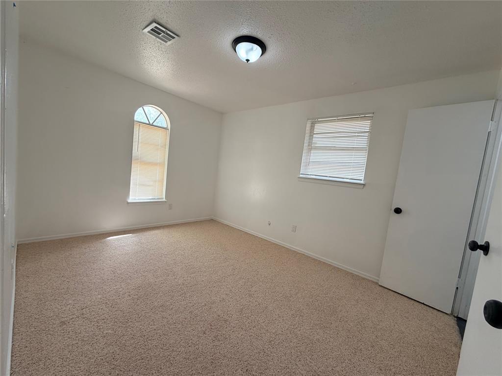 5313 Brookdale Drive Property Photo 10