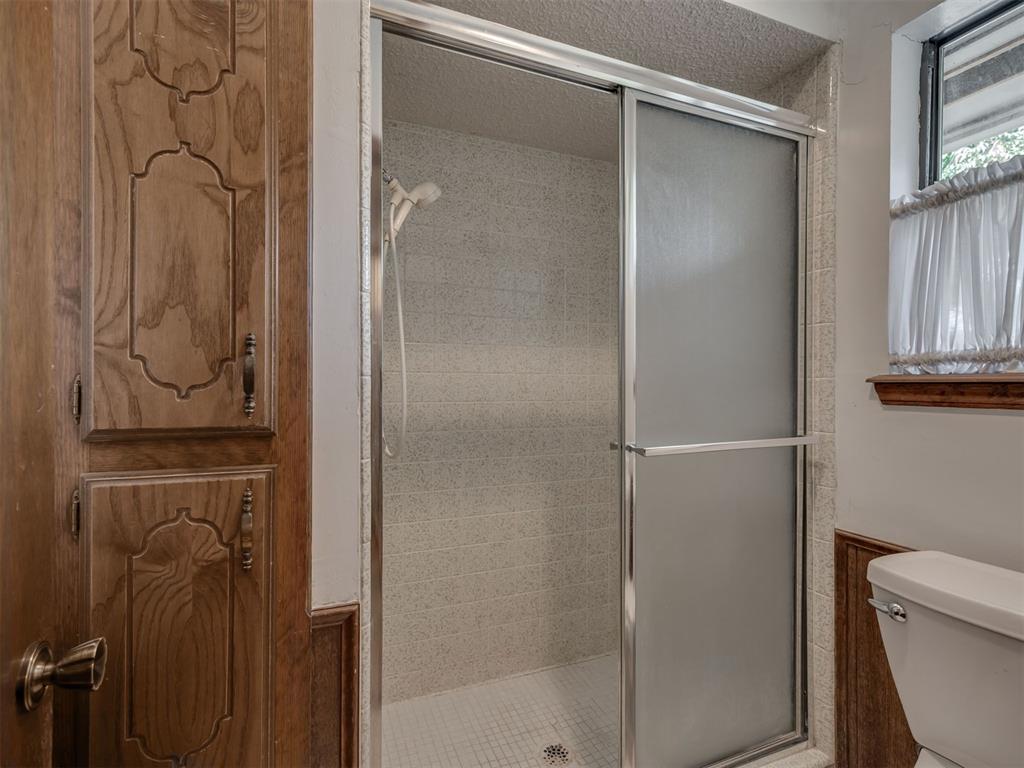 10005 Lakeshore Dr Property Photo 28