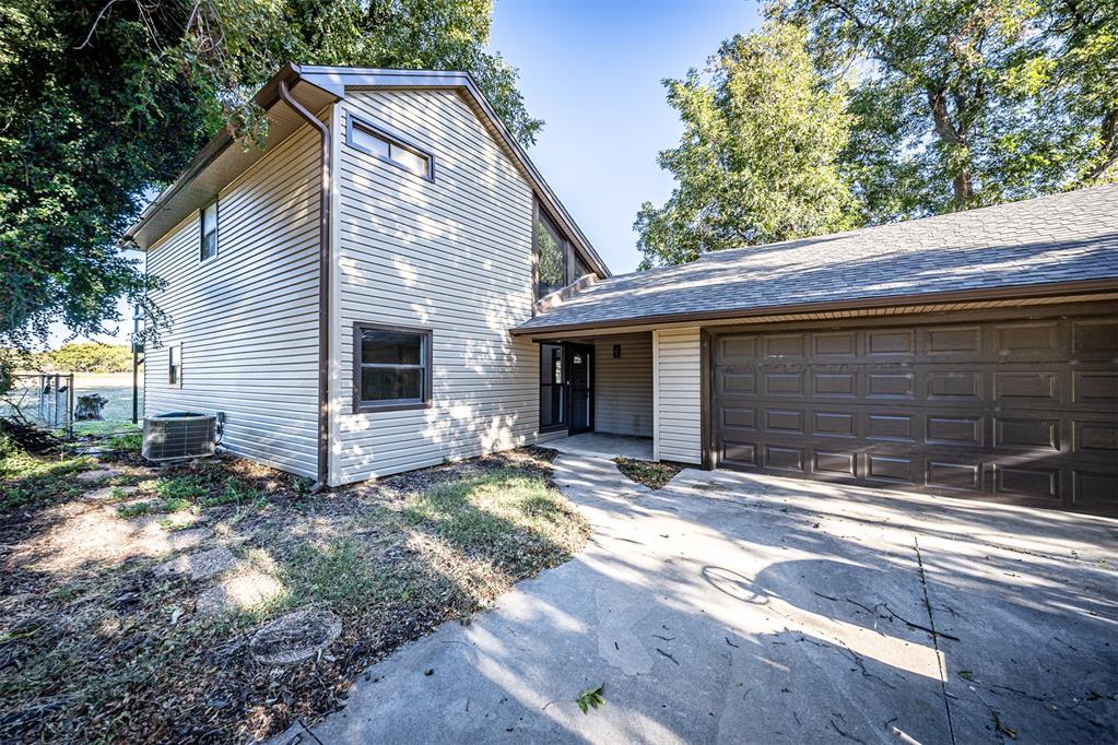 1197712 Property Photo 2